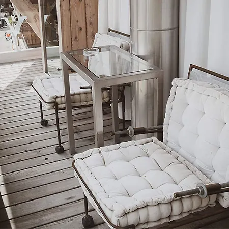 Backstage Boutique & Lifestyle Zermatt