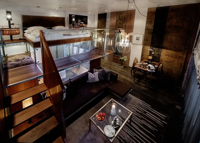 Backstage Boutique Hotel 4*