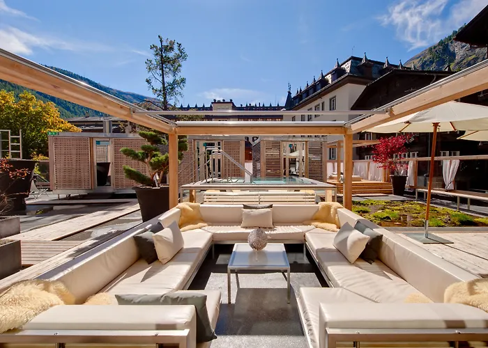 Backstage Boutique 4*